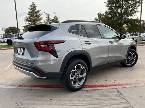 2025 Chevrolet Trax LT