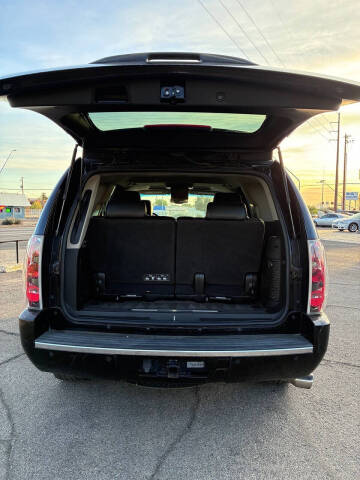 2011 GMC Yukon Denali