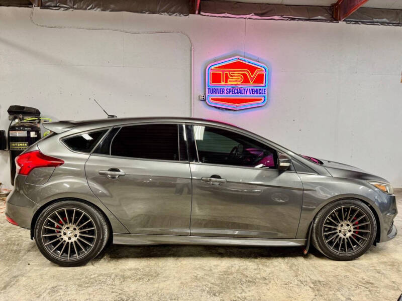 2017 Ford Focus ST