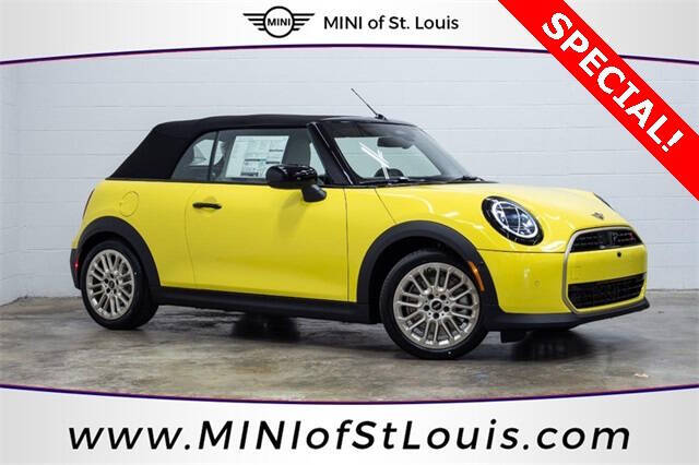 2026 MINI Convertible S's photo