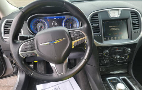 2015 Chrysler 300 Limited