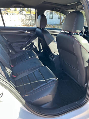 2015 Volkswagen Golf GTI S