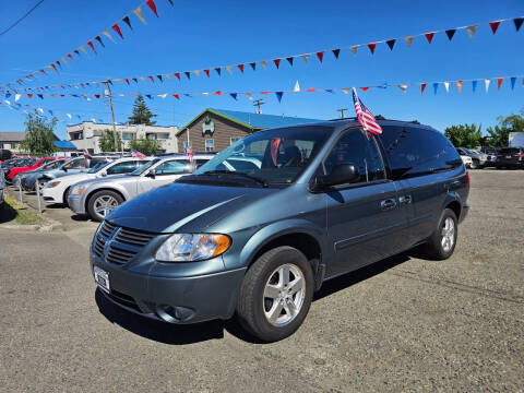 2005 Dodge Grand Caravan SXT