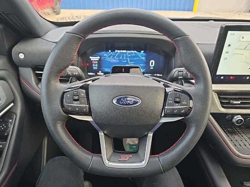 2025 Ford Explorer ST