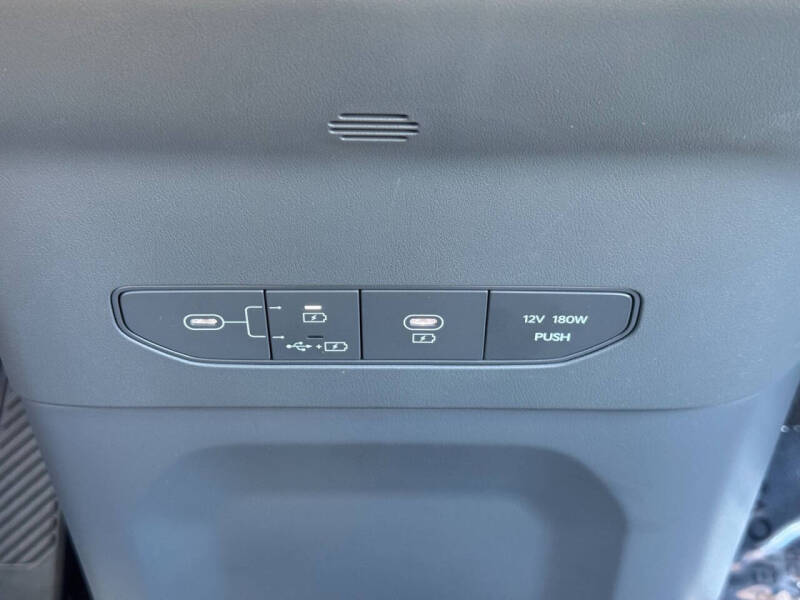 2024 Kia EV9 Wind