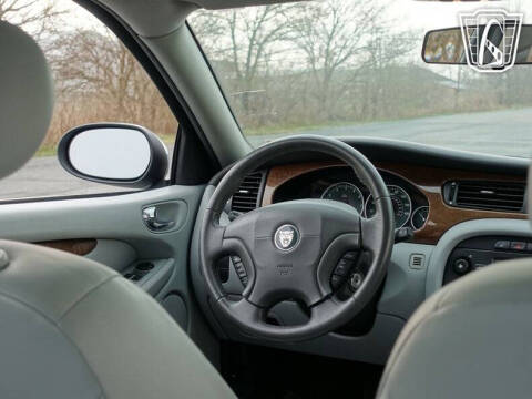 2002 Jaguar X-Type 2.5