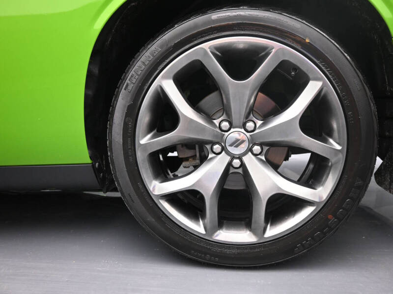 2017 Dodge Challenger SXT