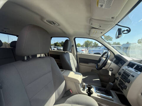 2009 Ford Escape XLT