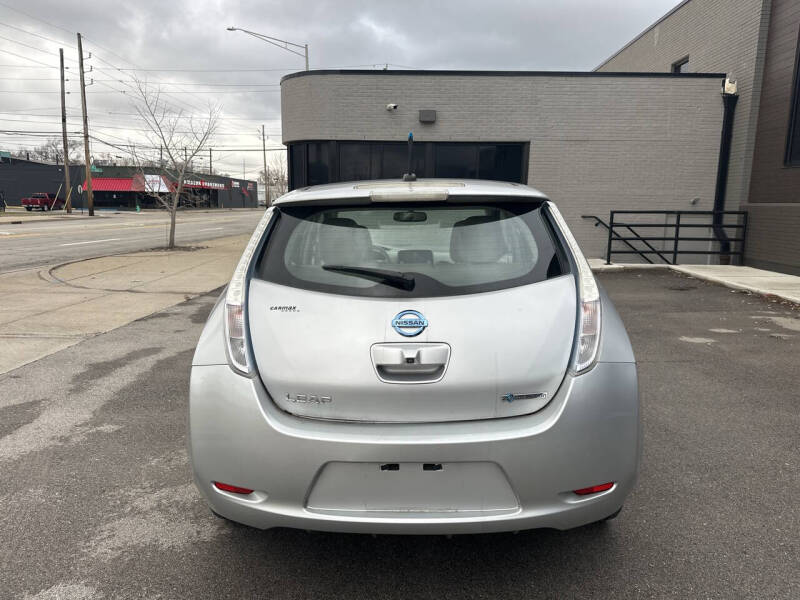 2012 Nissan LEAF SL