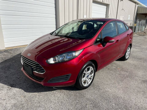 2014 Ford Fiesta for sale at Empire Auto Sales BG LLC in Bowling Green KY