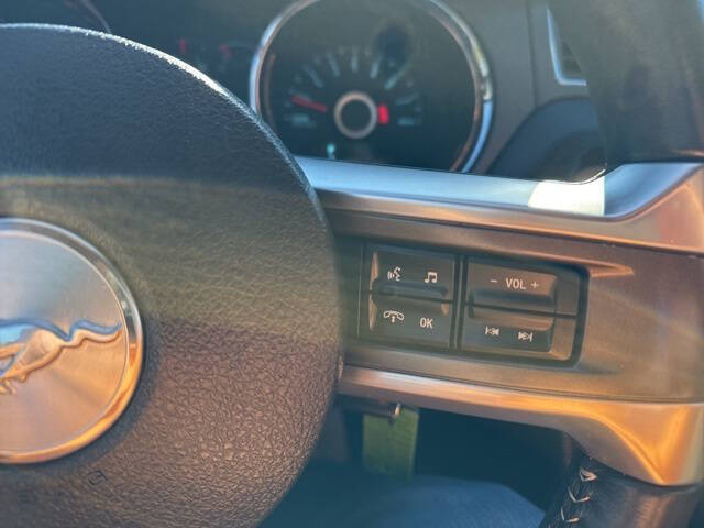 2014 Ford Mustang V6