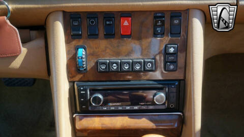 1986 Mercedes-Benz 560-Class 560 SEC