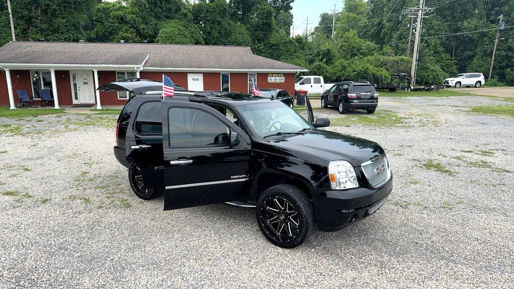 2011 GMC Yukon for sale at Big Iron Auto LLC in Cape Girardeau, MO