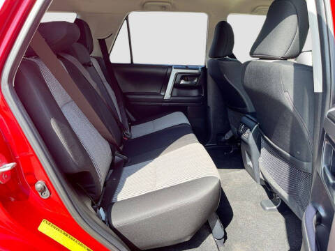 2024 Toyota 4Runner SR5