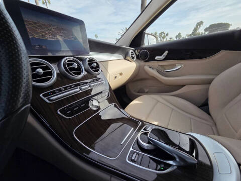 2016 Mercedes-Benz C-Class