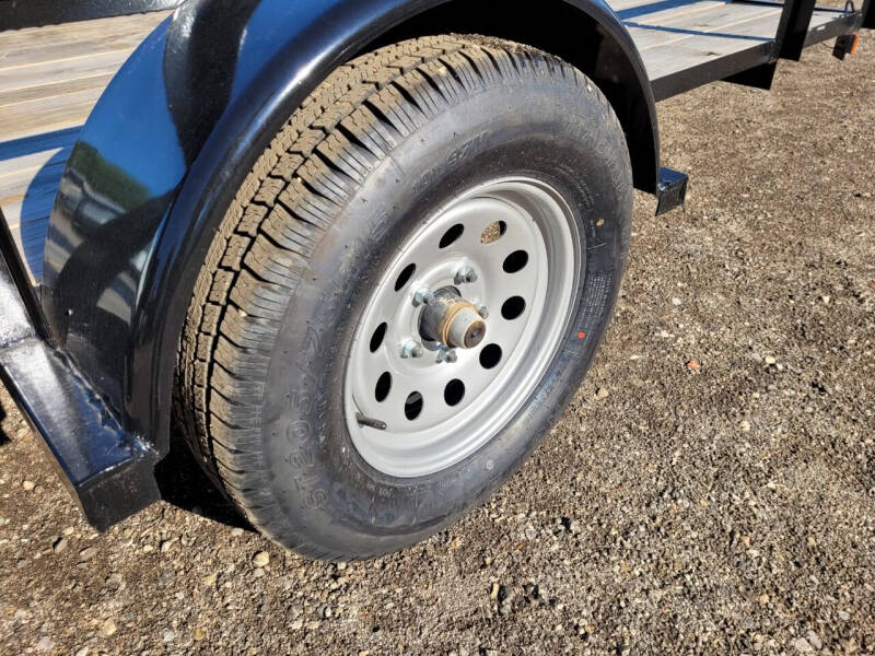 2022 Diamond-T 77"x10' Utility Trailer