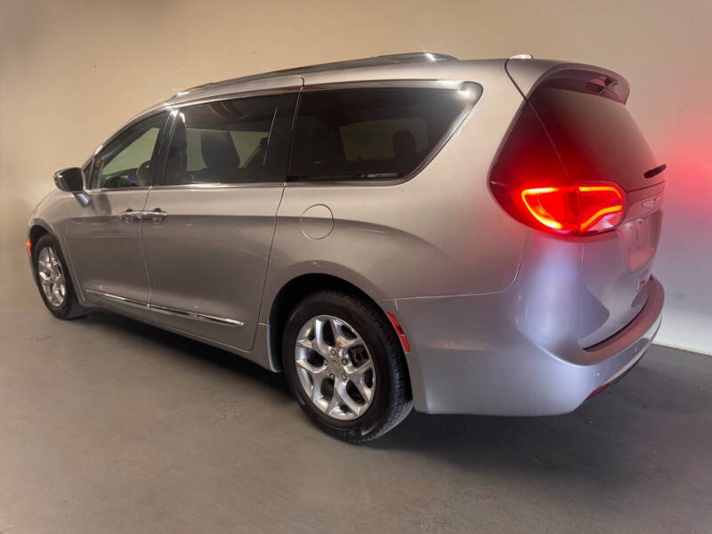2018 Chrysler Pacifica Limited