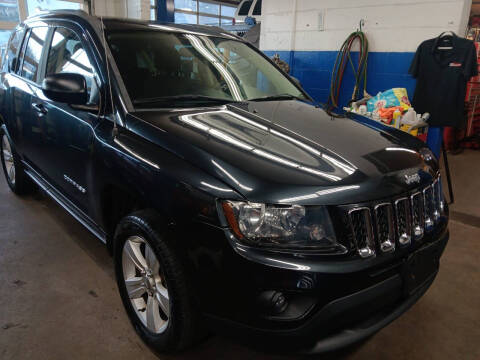 2014 Jeep Compass for sale at Cammisa's Garage Inc in Shelton CT