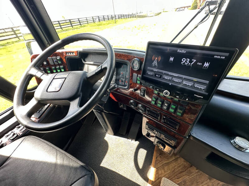 2001 Prevost Liberty