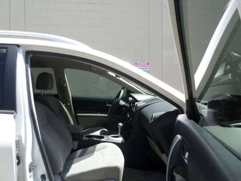 2015 Nissan Rogue Select S
