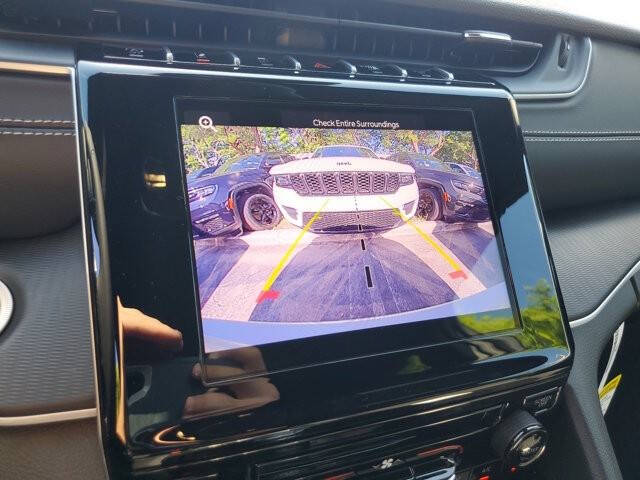 2024 Jeep Grand Cherokee Laredo X