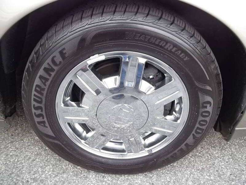 2004 Cadillac DeVille