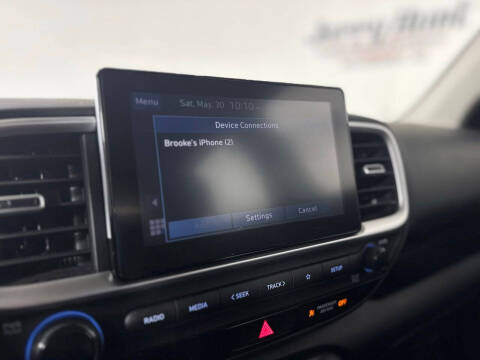 2023 Hyundai Venue SEL