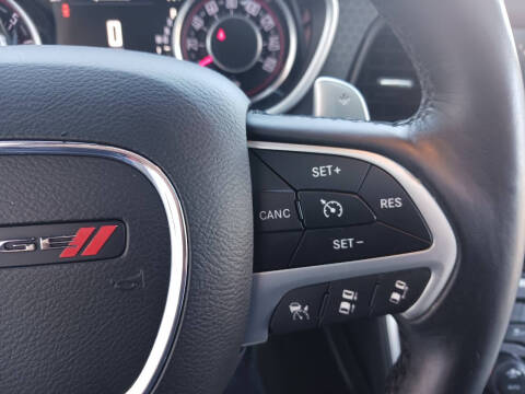 2015 Dodge Challenger SXT Plus