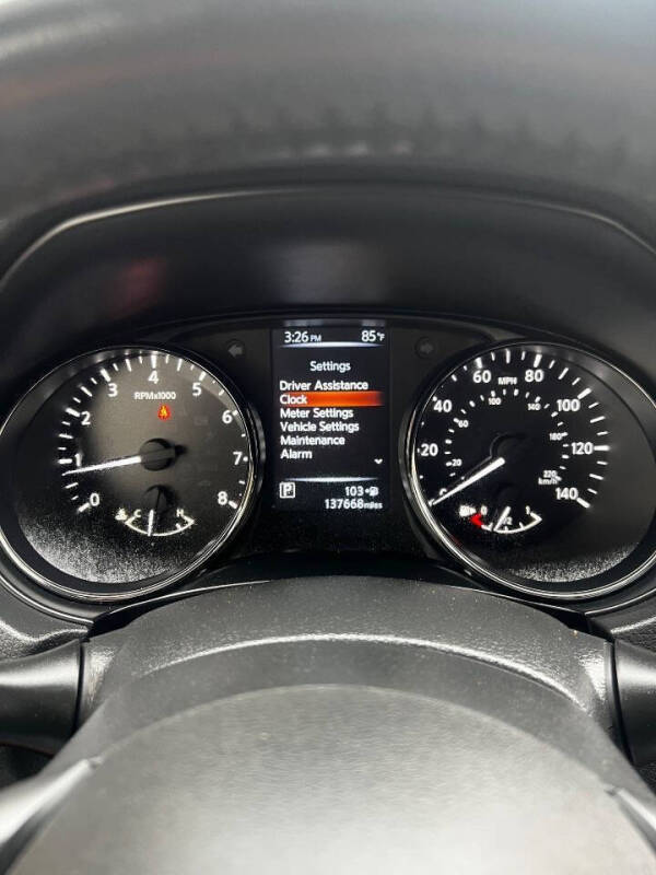 2017 Nissan Rogue SV