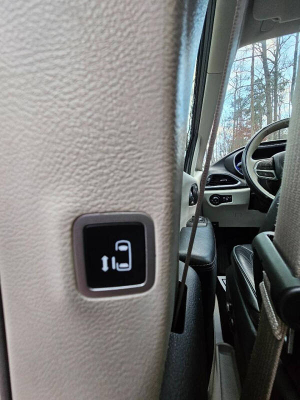 2020 Chrysler Pacifica Limited