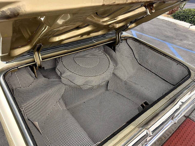 1965 Ford Thunderbird