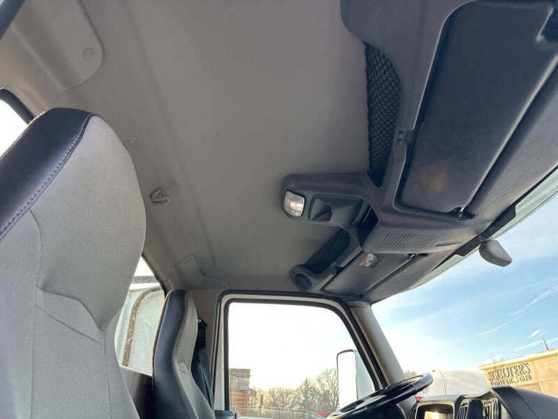 2021 International RH613