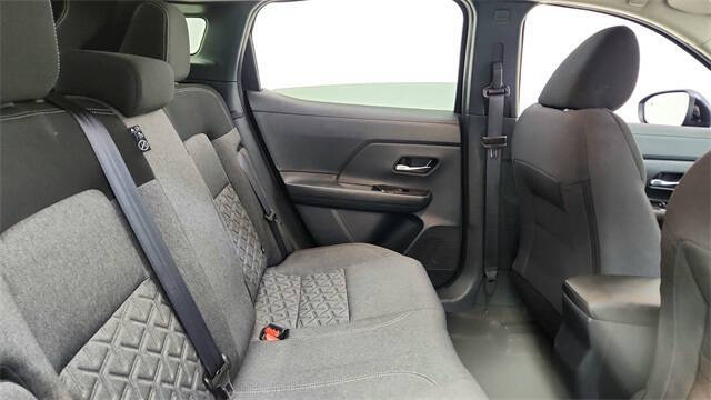 2025 Nissan Kicks SV