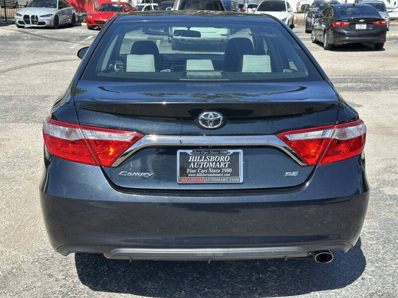 2017 Toyota Camry SE