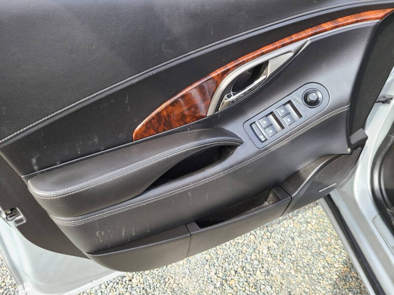 2013 Buick LaCrosse Premium 2