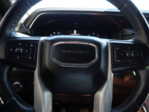 2023 GMC Yukon XL Denali