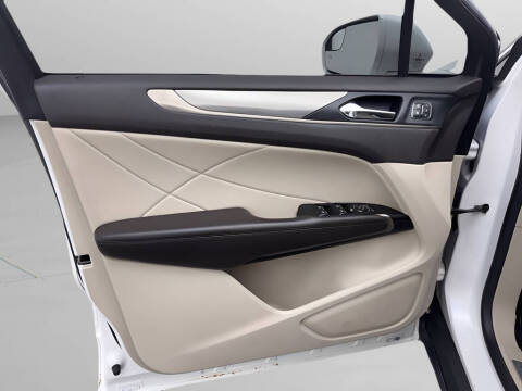 2019 Lincoln MKC Premiere