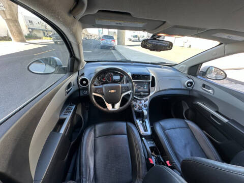 2017 Chevrolet Sonic Premier Auto