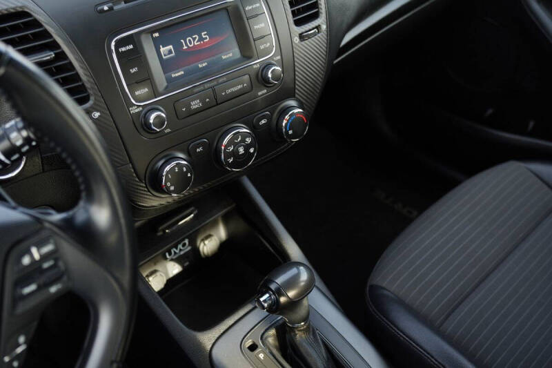 2015 Kia Forte5 SX