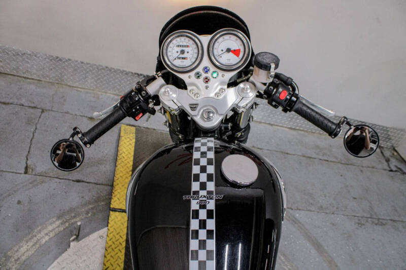 2005 Triumph Thruxton