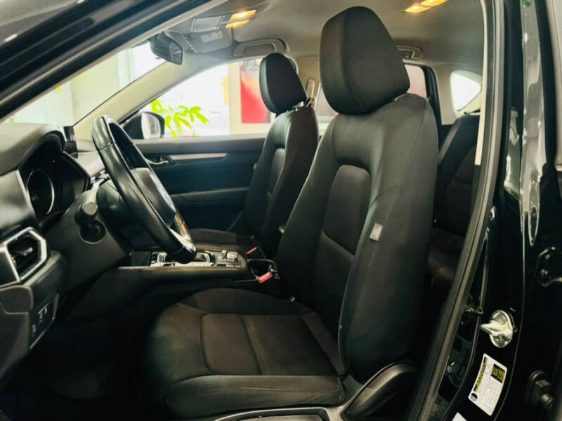 2020 Mazda CX-5 Sport