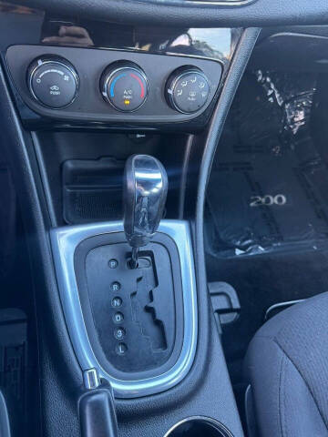 2014 Chrysler 200 LX