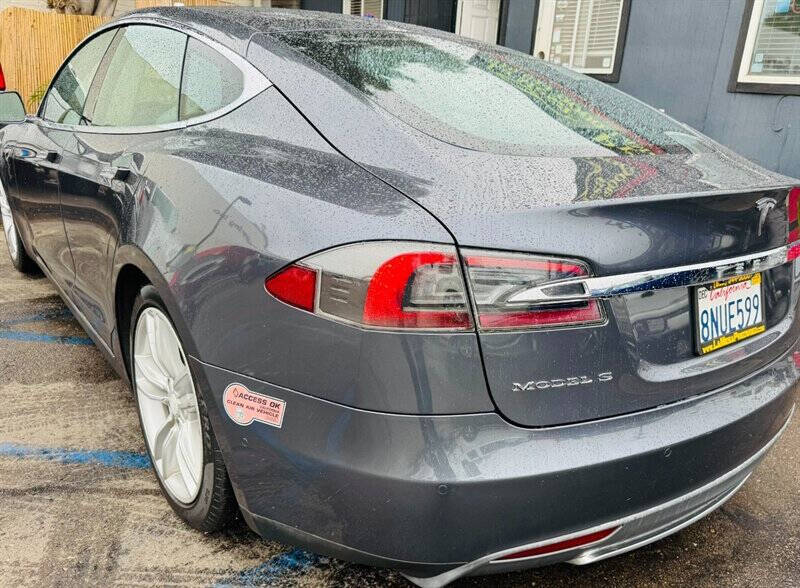 2014 Tesla Model S P85