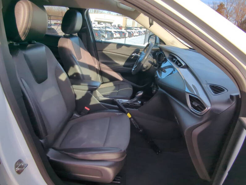 2022 Buick Encore GX Select