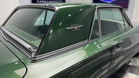 1965 Ford Thunderbird