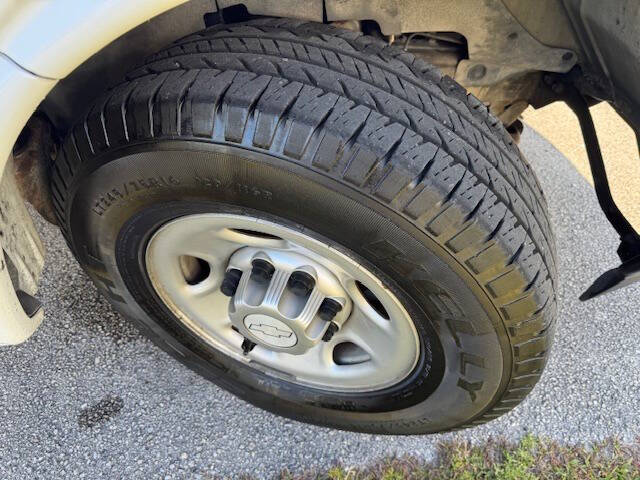 2017 Chevrolet Express 2500