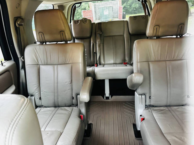 2016 Lincoln Navigator Select