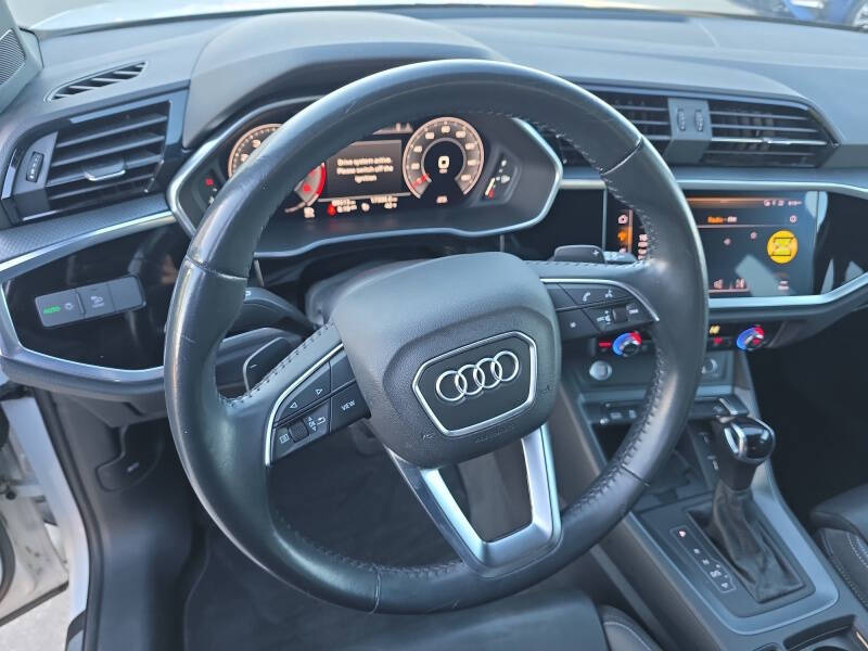 2020 Audi Q3 quattro S line Prem Plus 45 TFSI