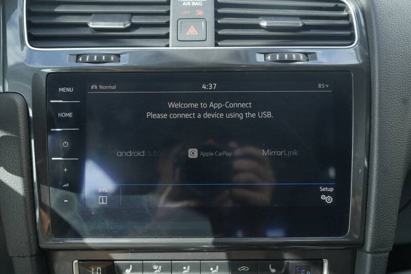 2019 Volkswagen e-Golf SEL Premium