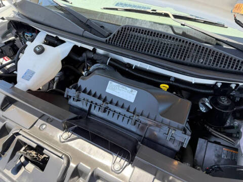 2023 GMC Savana 2500